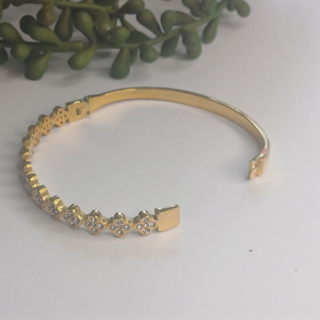 Clover Bangle