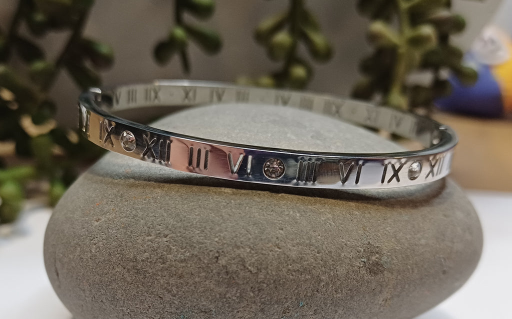 Roman Numeral Single Band