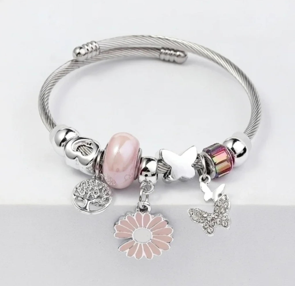 Daisy Charm Bangle