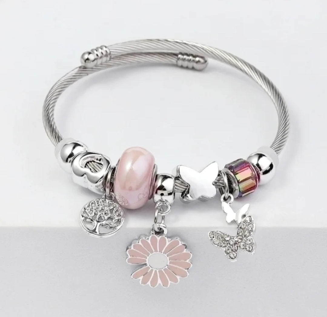 Daisy Charm Bangle